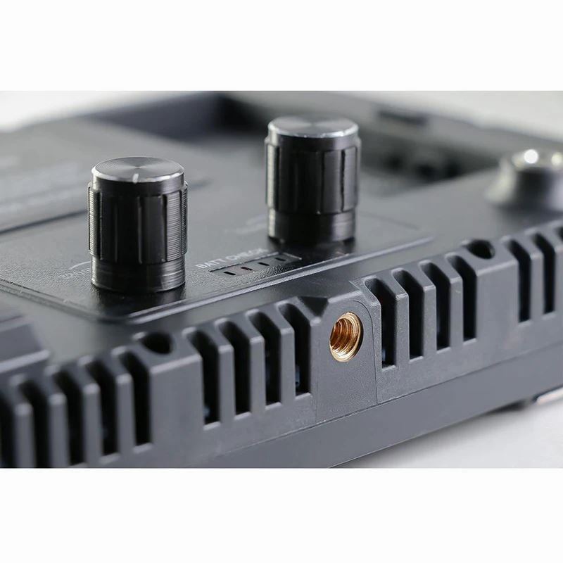 نور ثابت RGB مدل +U600 برند پروفشنال